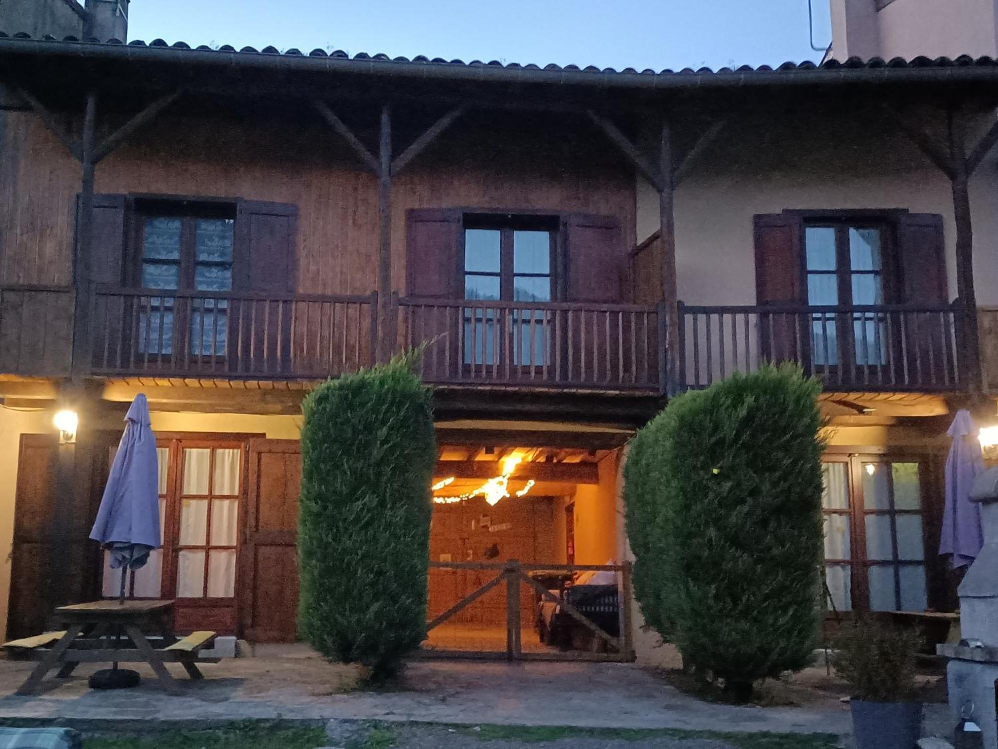 Le Rouge Robin Fougax-et-Barrineuf Exterior foto